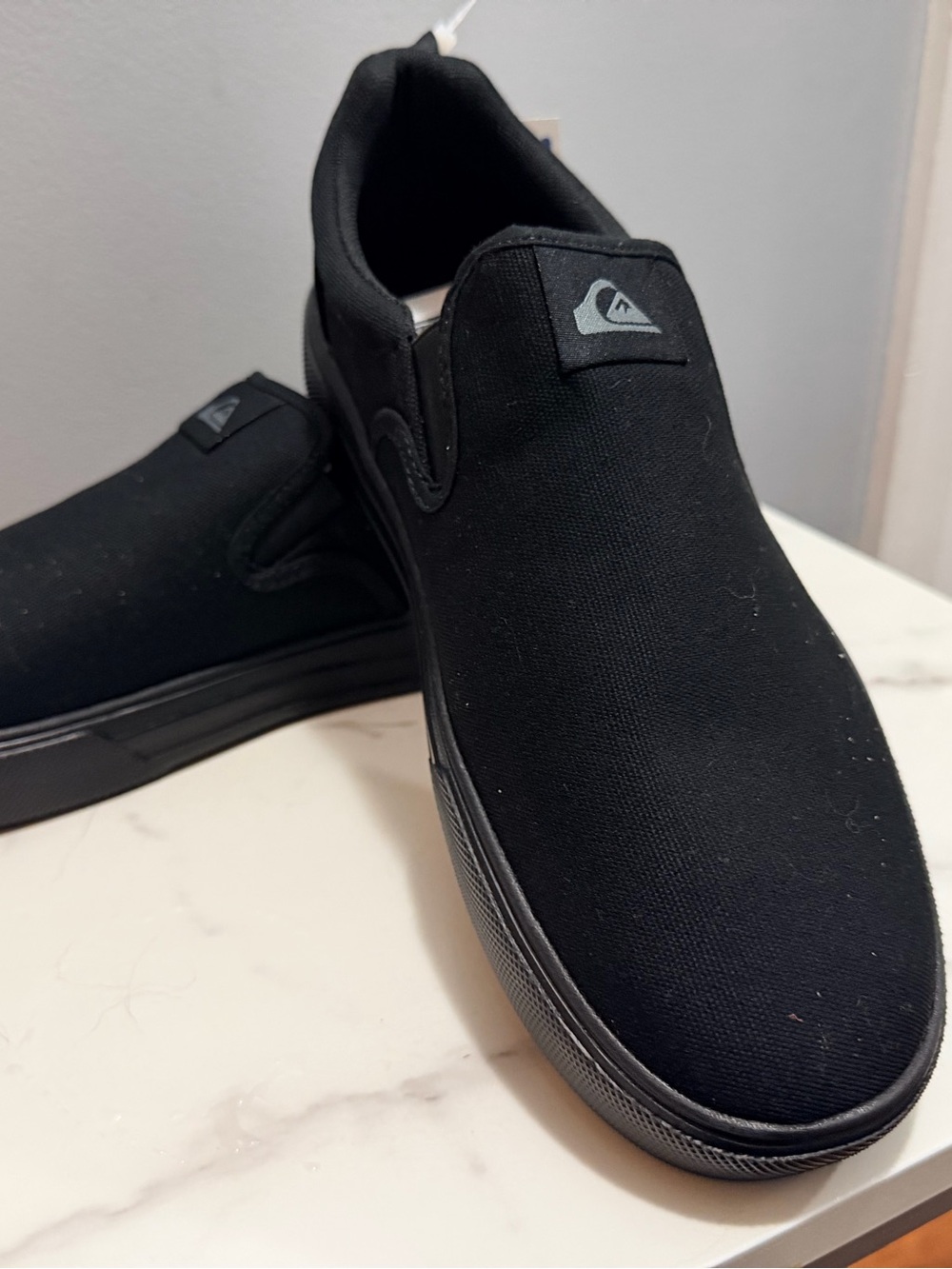 Quiksilver Men’s Black Canvas Slip-On Loafers
